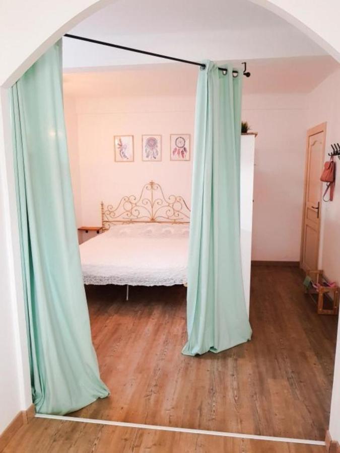 Appartamento Thekeystudio, Studio Menta In Centre, 4 Minutes From The Sea Bordighera Esterno foto